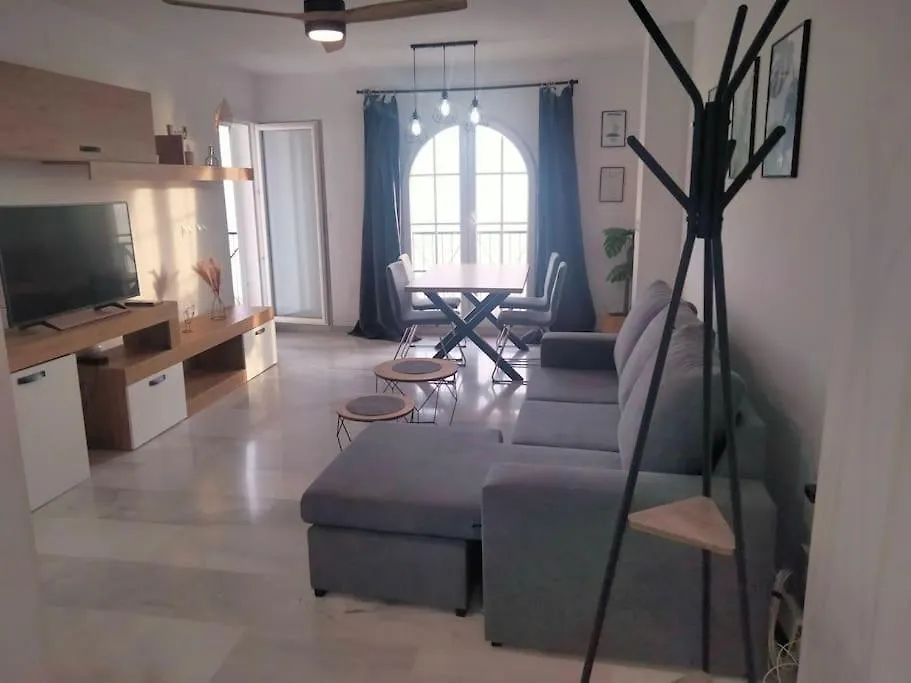 Apartment Apartamento Tres Habitaciones Primera Linea De Playa Rincon de la Victoria